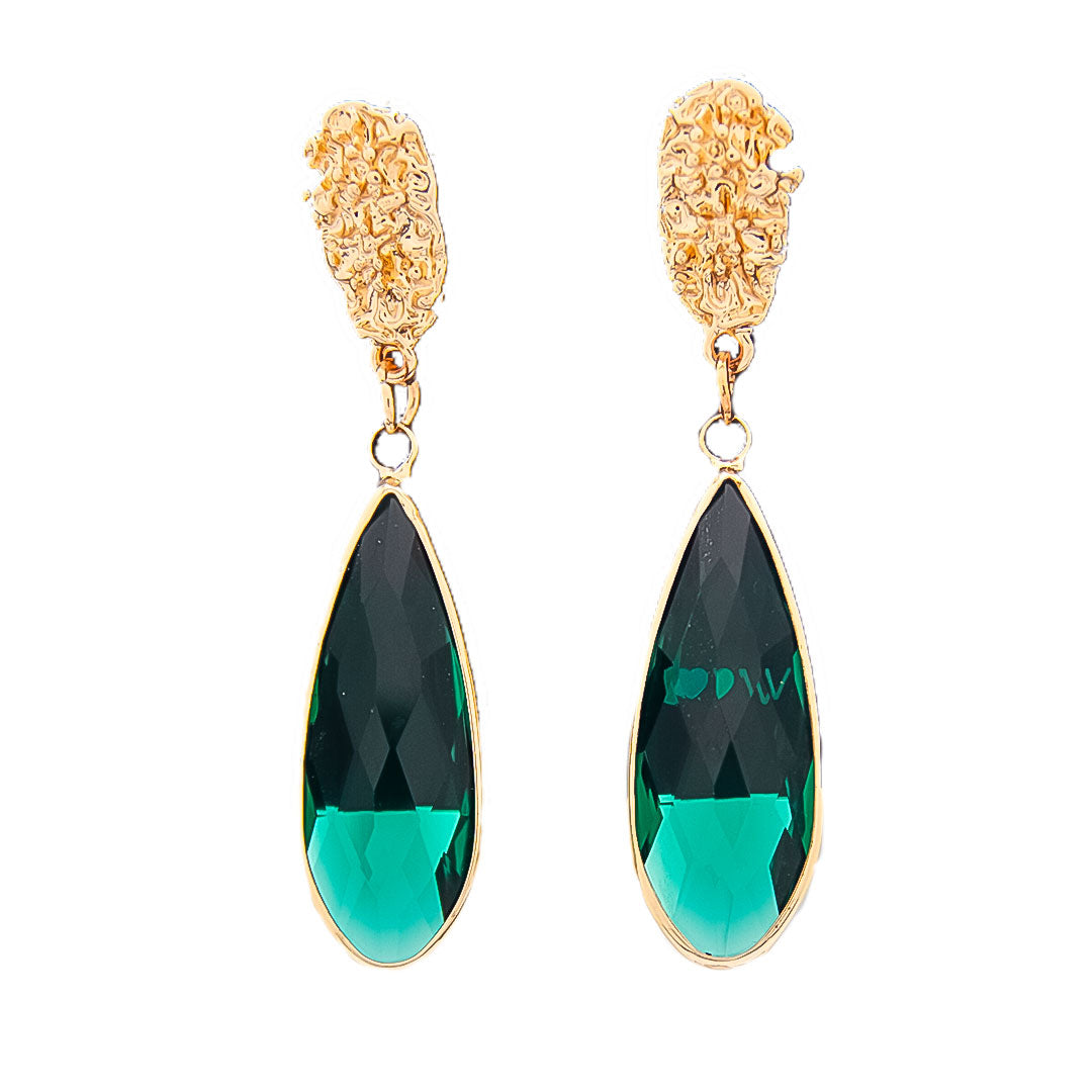 Aretes de gota verde con marco dorado