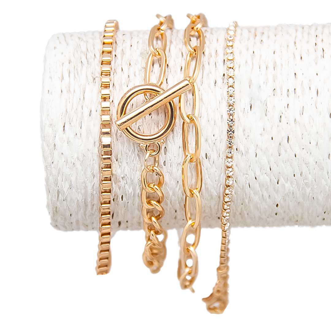 Set de pulseras Doradas