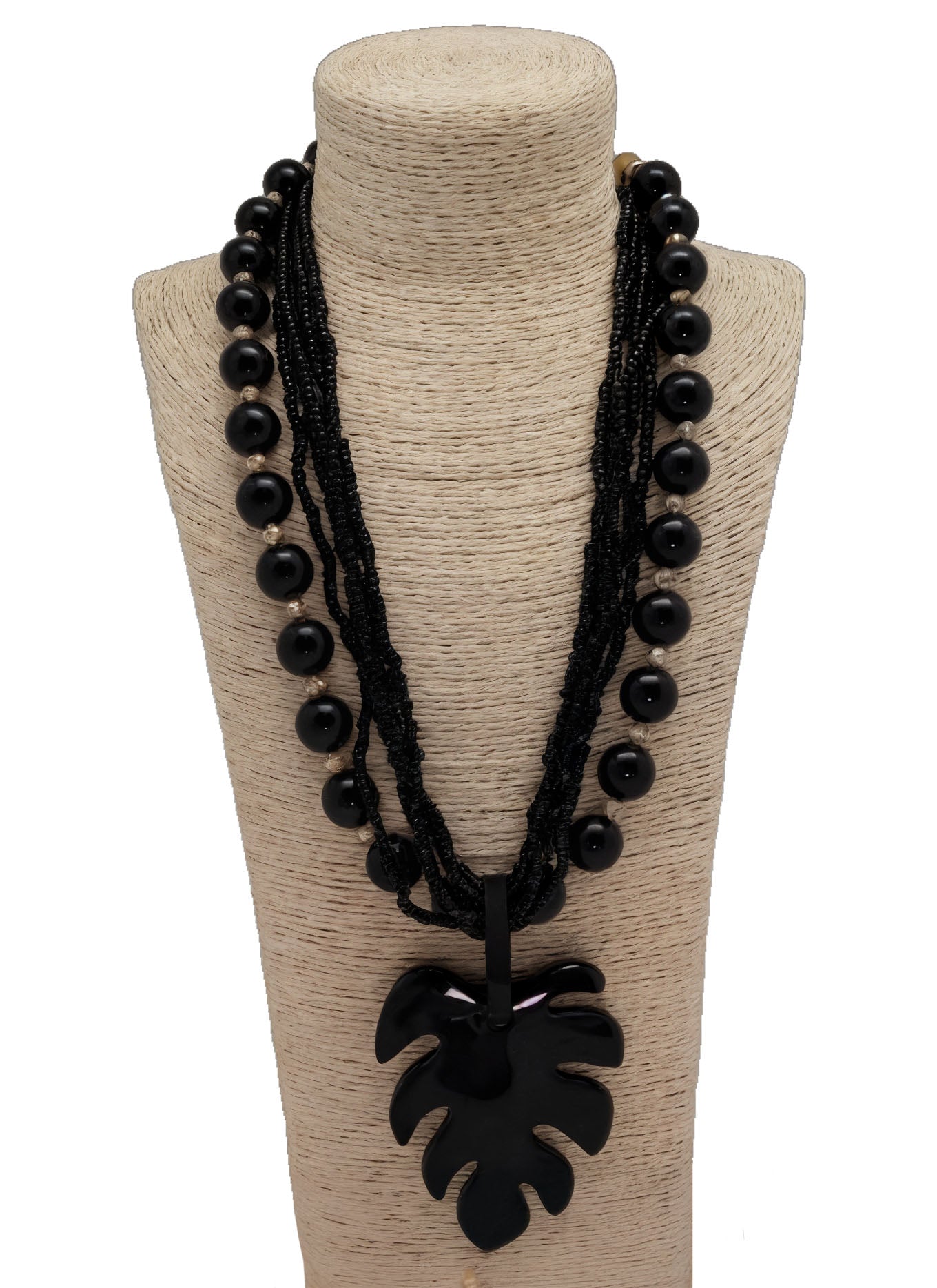 Collar De Hoja Negra