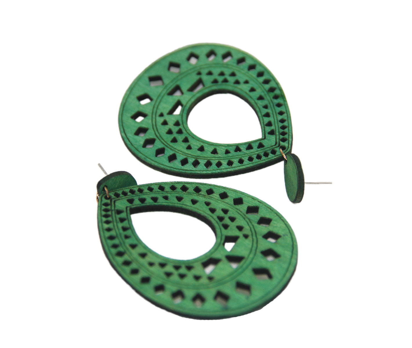 Aretes Ecos De Bosque Eterno