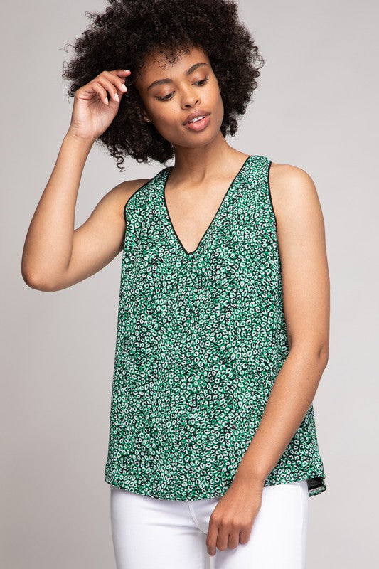 Blusa Sin Mangas con Cuello en V y Estampado Animal Print - Verde y Negro
