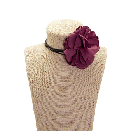 Collar Dalia Carmín