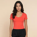 Blusa Básica Cuello Redondo Coral