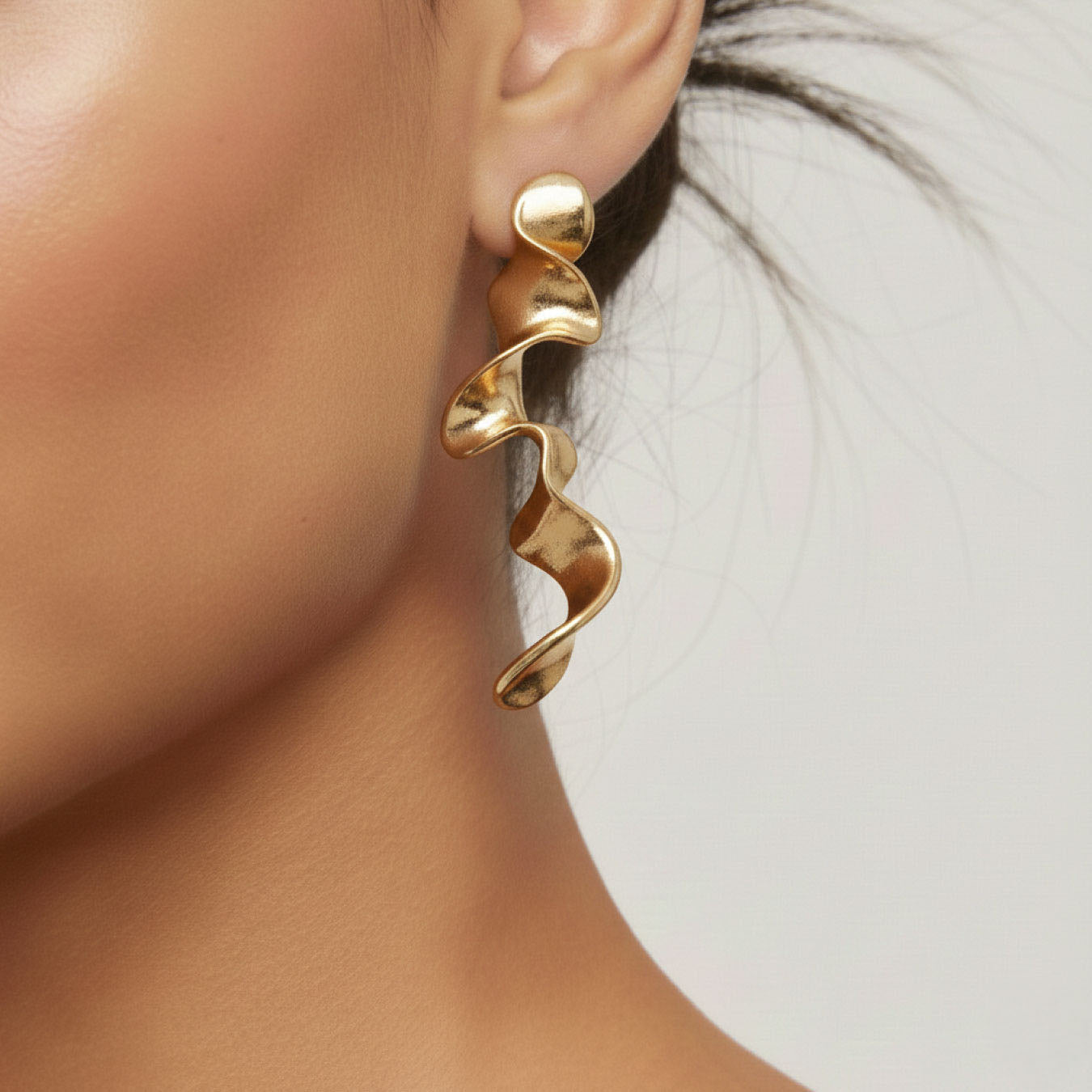 Aretes Rizo de Oro