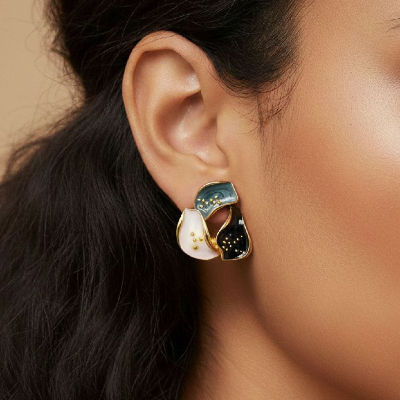 Aretes Pétalos Cósmicos