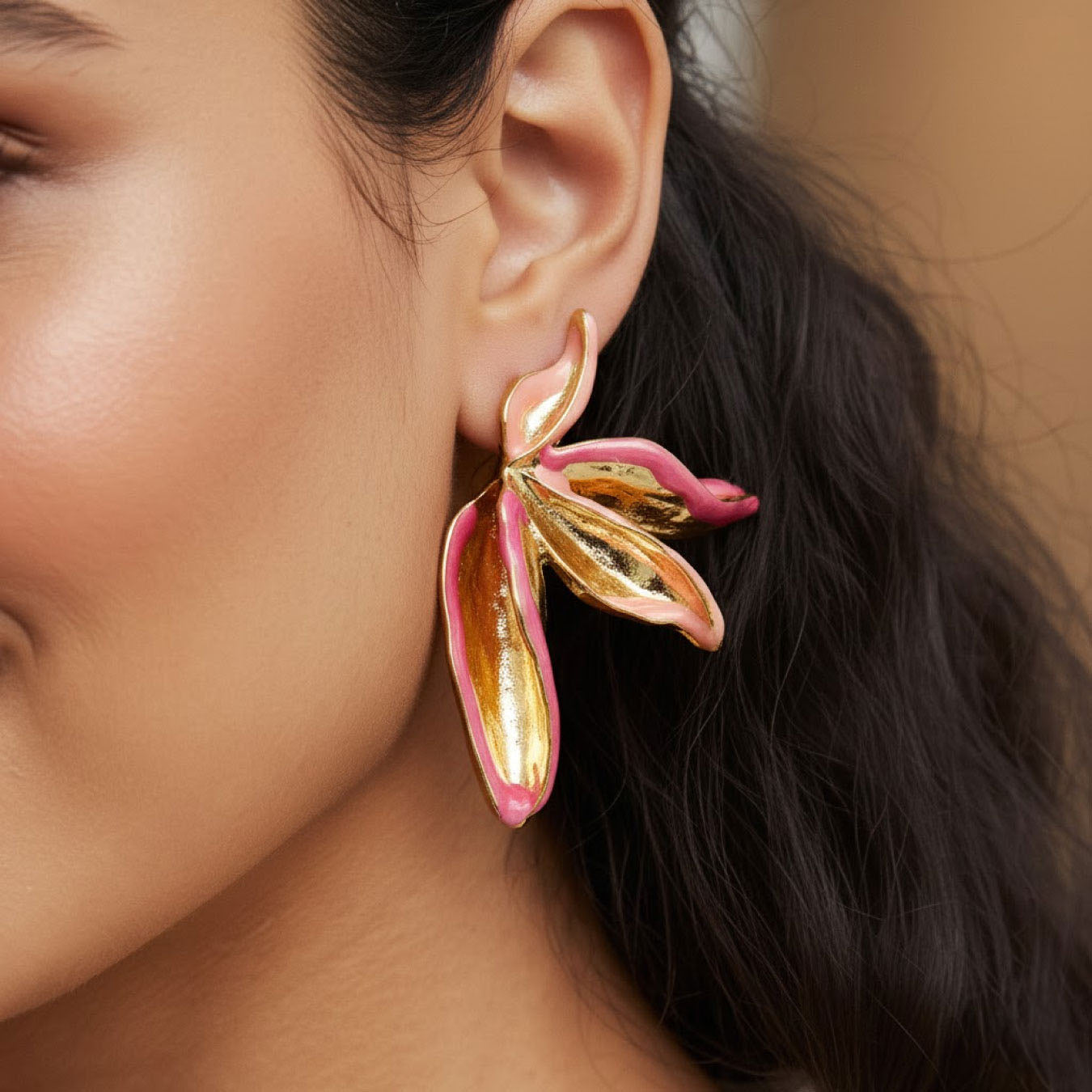 Aretes Pétalos de Oro Rosa